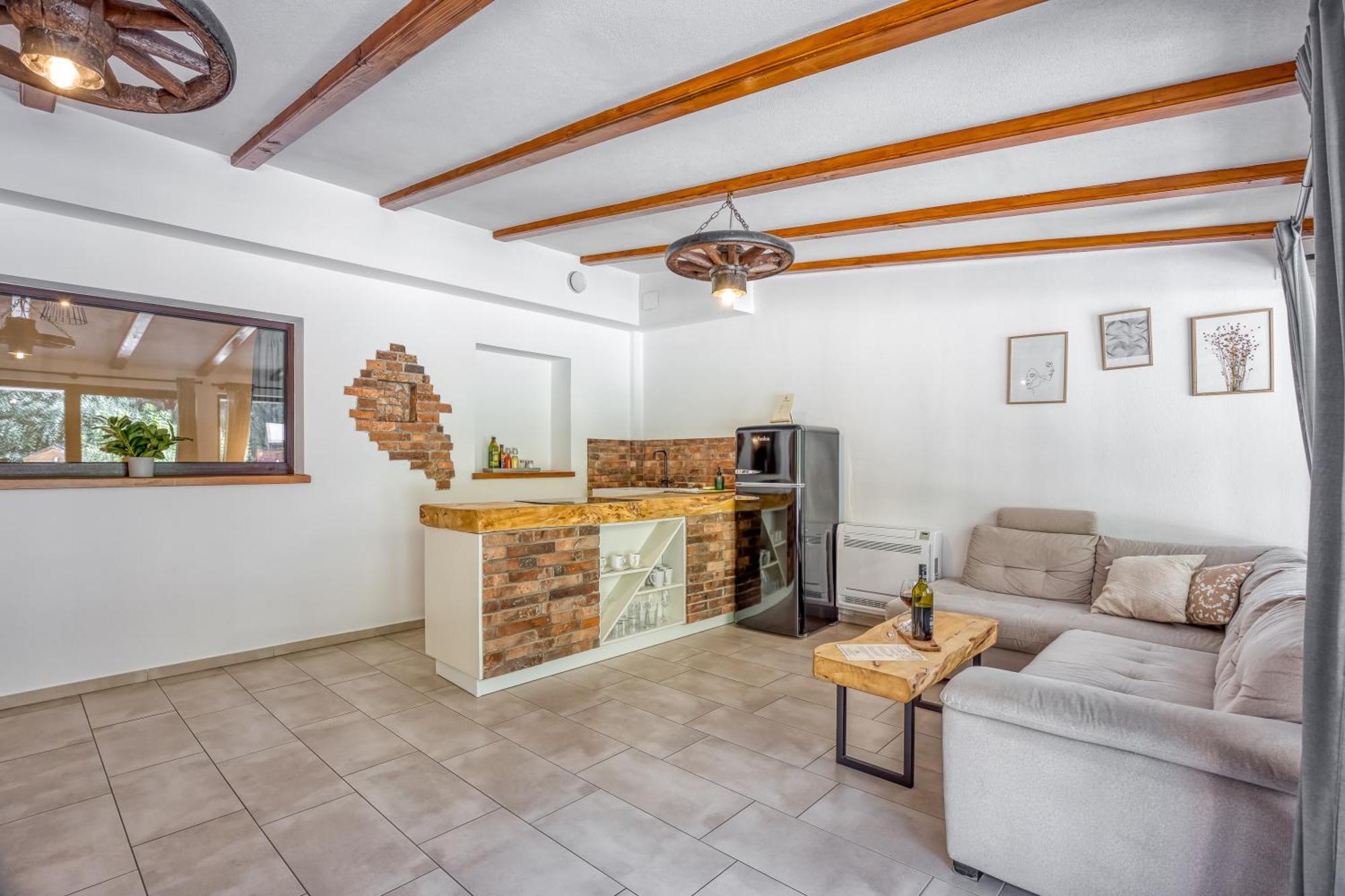 Bajsova Domacija Apartment Podcetrtek Phòng bức ảnh