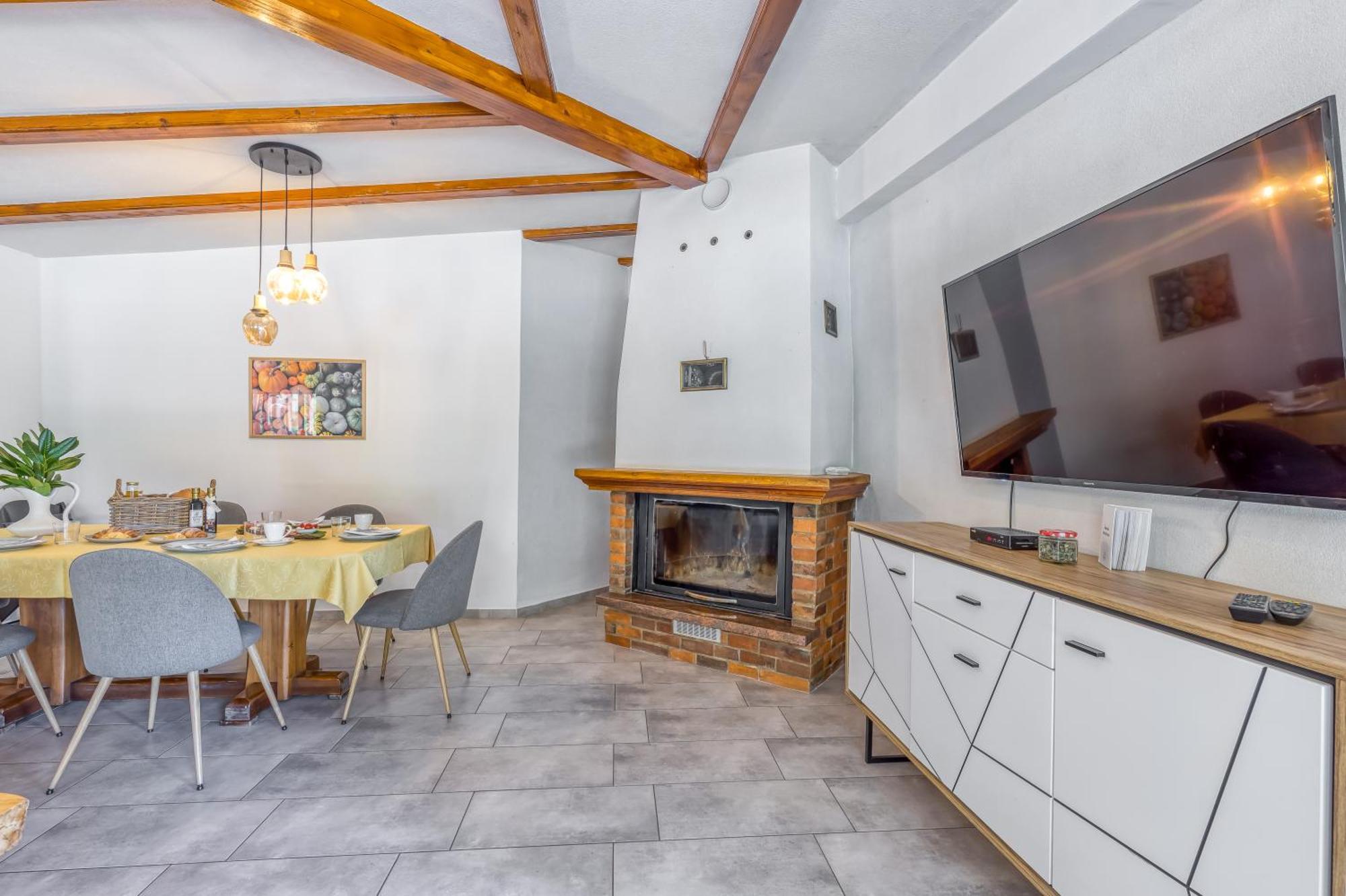 Bajsova Domacija Apartment Podcetrtek Phòng bức ảnh
